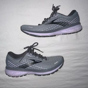 Brooks Ghost 13 Running Shoe  8.5 40